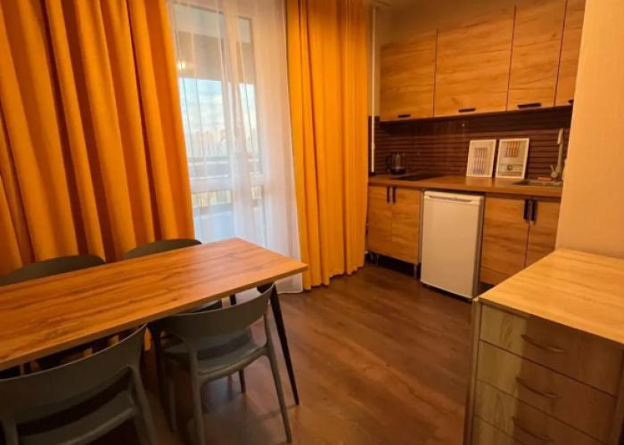Solnechnaya Kvartira V Yuzhnoy Bittse Flat