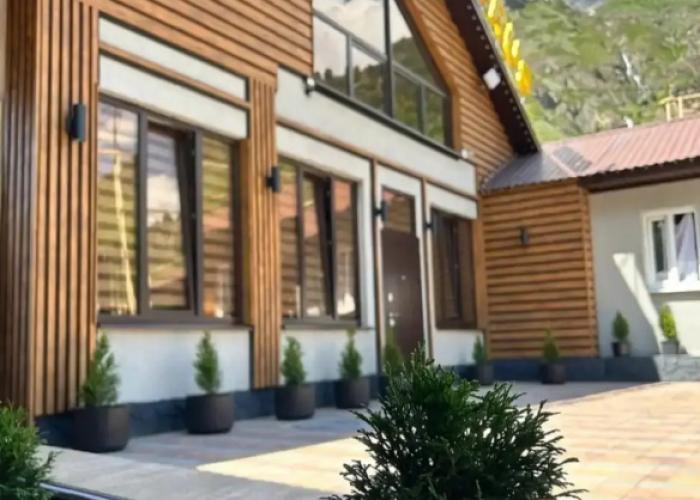 Elbrus  Guest House