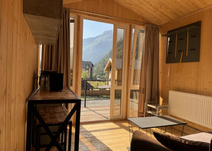 s Vidom na Les i Vodopad Guest House