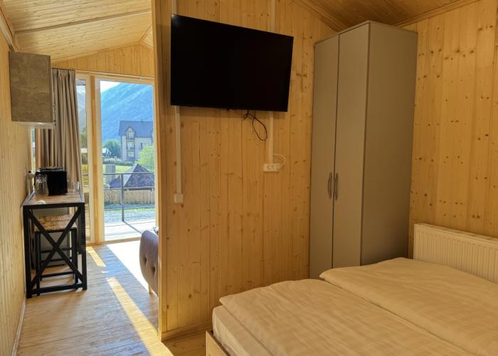 s Vidom na Les i Vodopad Guest House