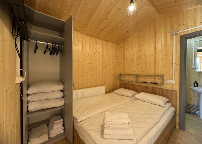 Dom s Vidom na Les i Gory Guest House