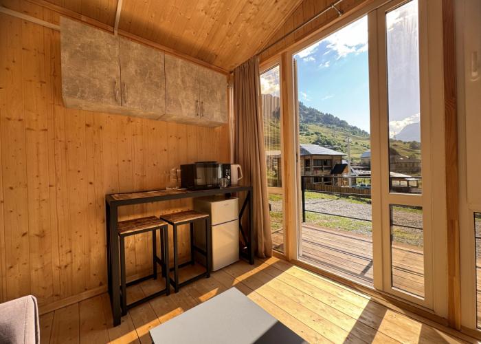 Dom s Vidom na Les i Gory Guest House