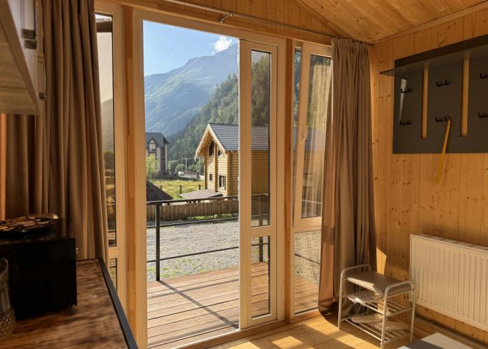 Dom s Vidom na Les i Gory Guest House