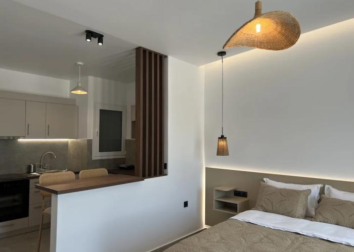 Penthouse & Apartments by the Sea near Airport