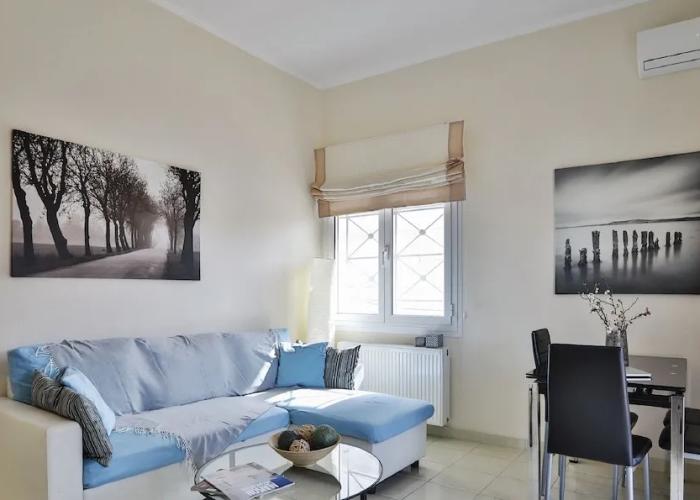 Nautilus Apartments Airport by Airstay