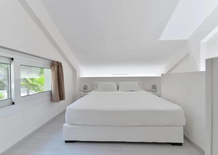 Alekos Luxury Suites Free 24h Transportation From - To Airport