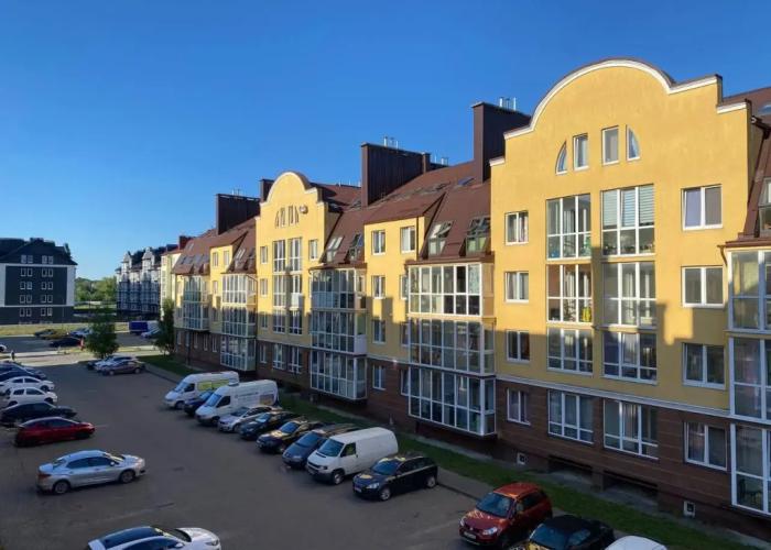 Apartment Kantiata Neuhausen on Krakow Boulevard