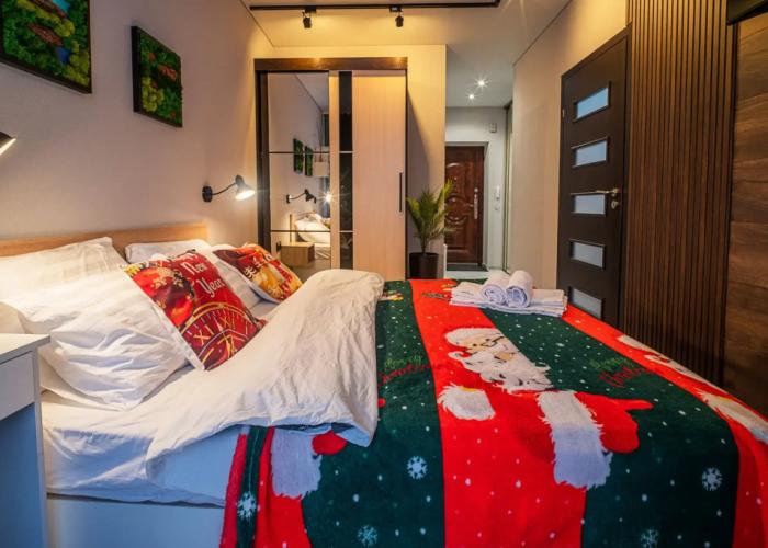 Uyutnaya Kvartira S Udobnym Raspolozheniem Flat