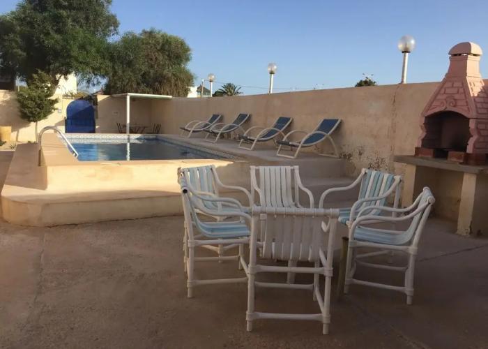 Independent Villa With Private Pool, Covered Parking