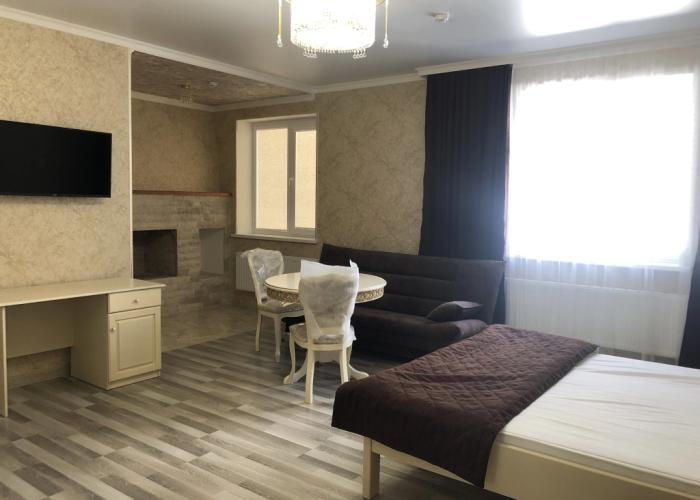 Yolka Hotel