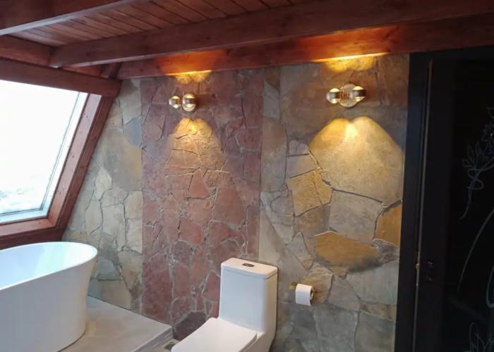 Moonhouse Guest House