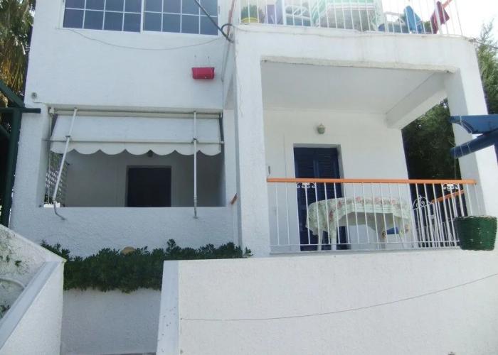 Tatsis Apartments