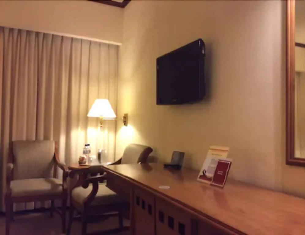 фото Elmi Hotel