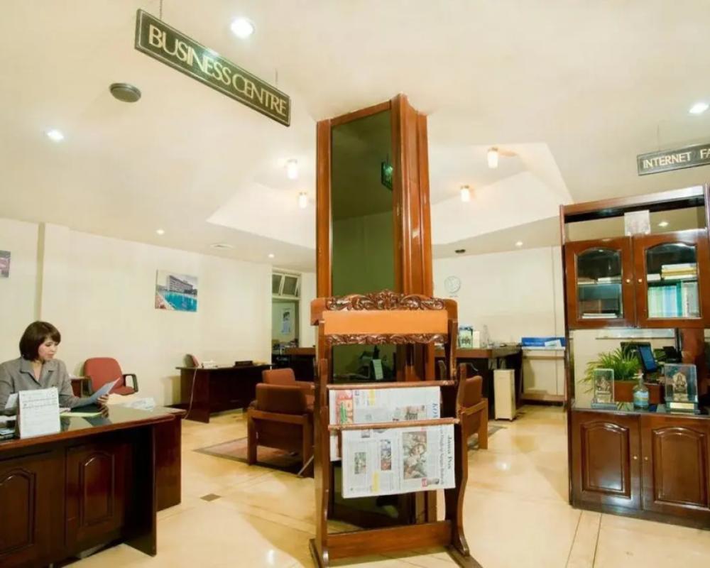 фото Elmi Hotel