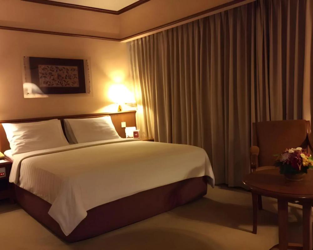 фото Elmi Hotel