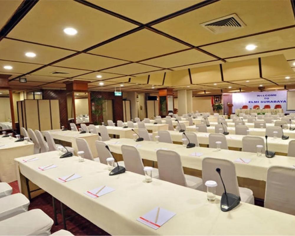 фото Elmi Hotel