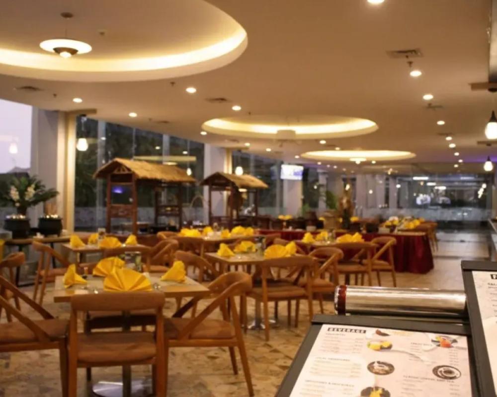 фото Hotel Horison GKB Gresik