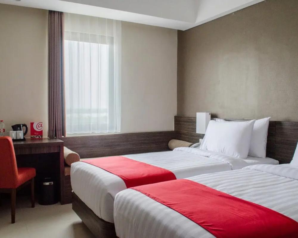 фото Hotel Horison GKB Gresik