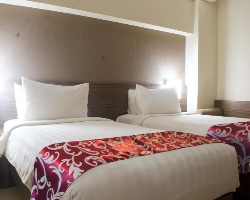 фото Hotel Horison GKB Gresik