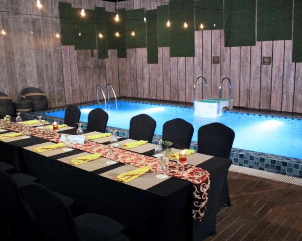 фото Hotel Horison GKB Gresik