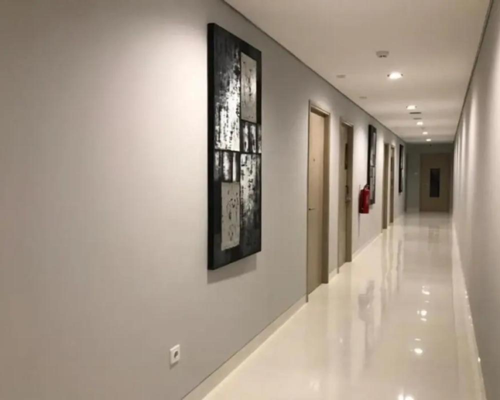 фото Front One Hotel Gresik