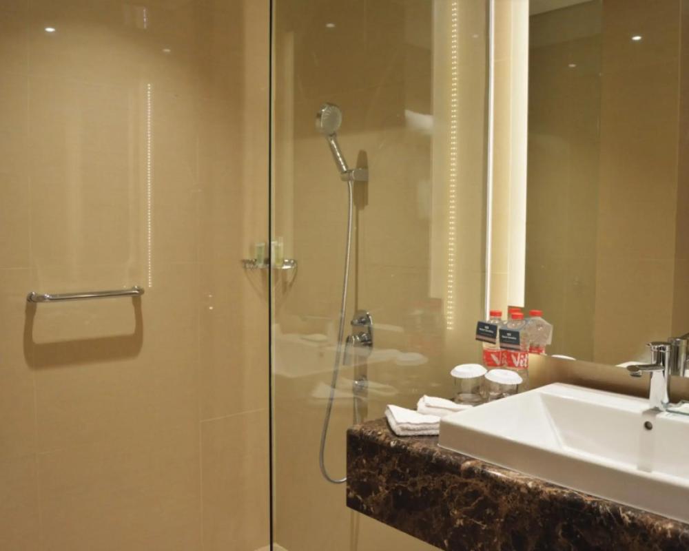 фото Hotel Santika Gresik