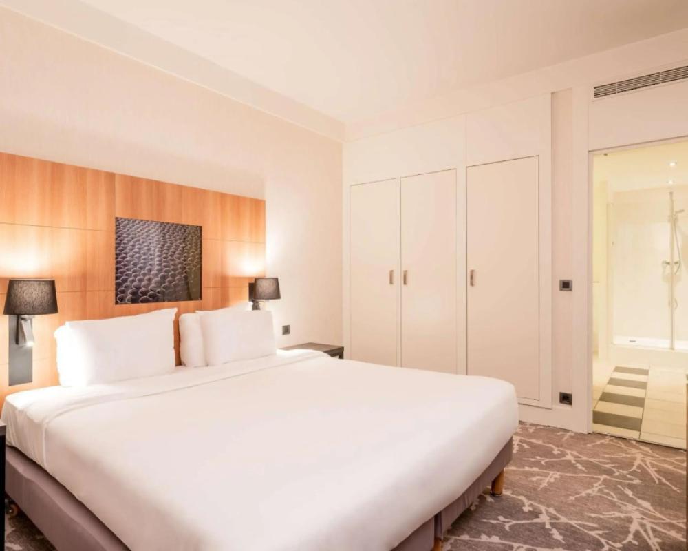фото Hotel Santika Gresik