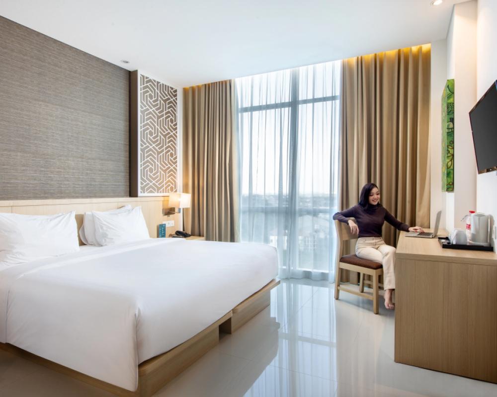 фото Hotel Santika Gresik
