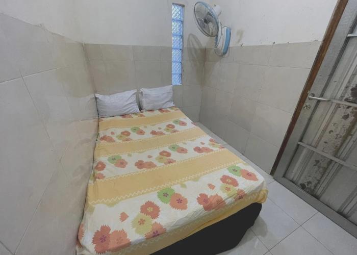 SPOT ON 93035 Karman's Sari Homestay Syariah
