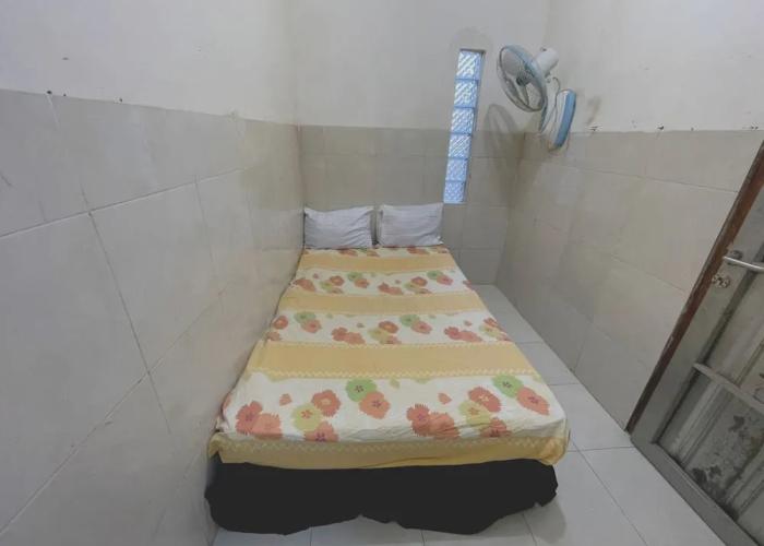 SPOT ON 93035 Karman's Sari Homestay Syariah