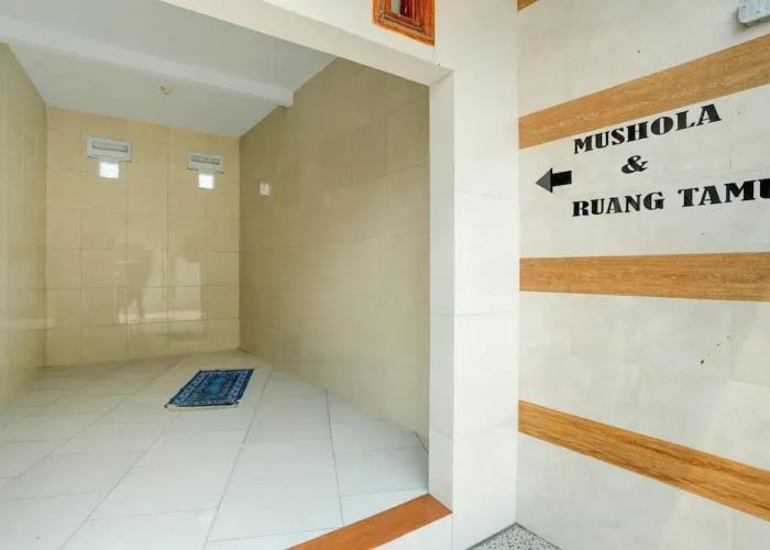 SPOT ON 93149 Karman's Sari 1 Homestay Syariah