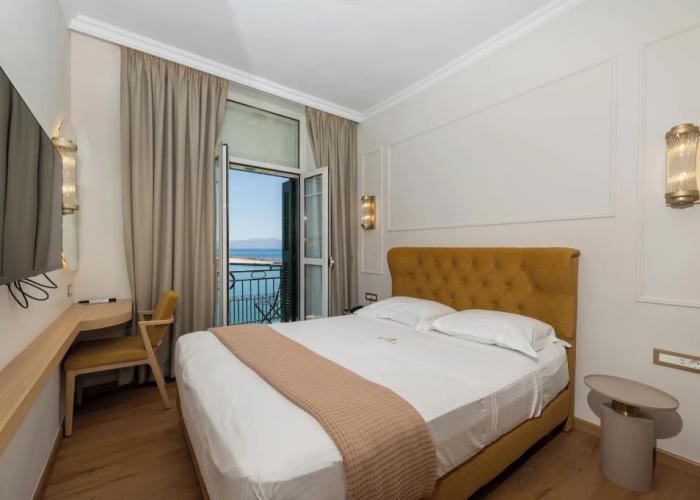 Aktaion City Hotel