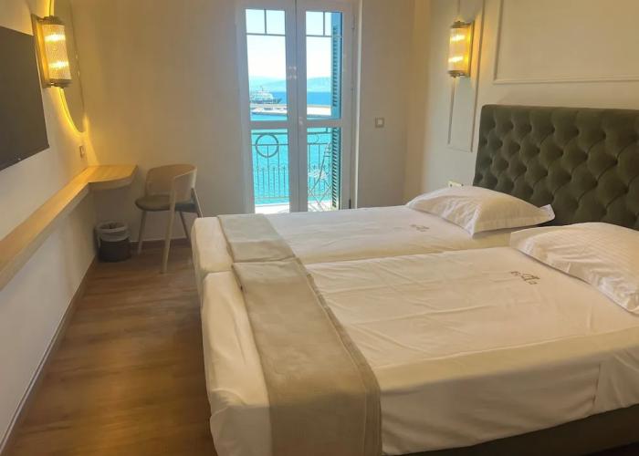 Aktaion City Hotel