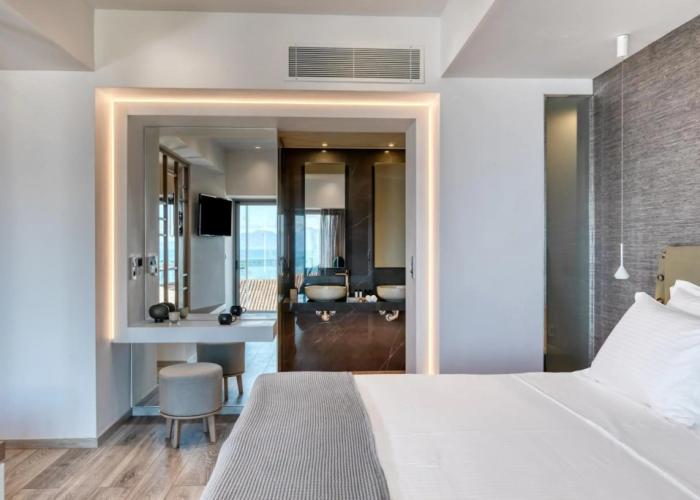 Las Hotel & Spa