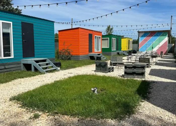 Cinema Glamp Glamping