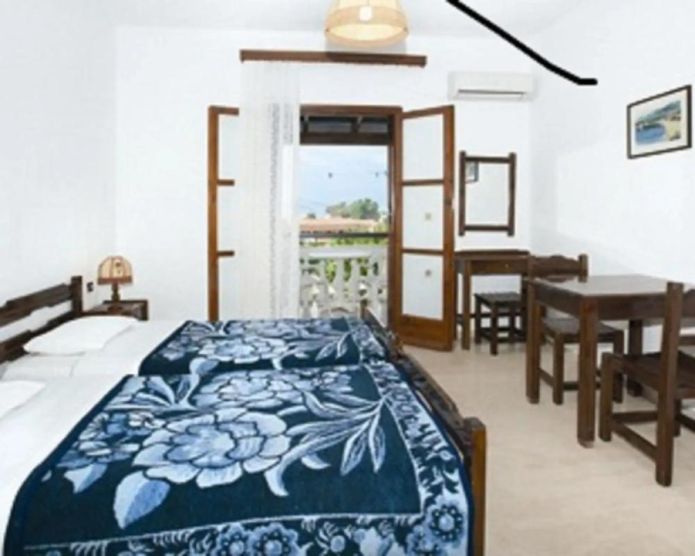 фото Tzilios Studios