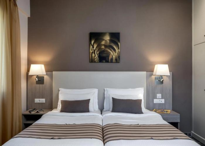 Acharavi Beach Hotel
