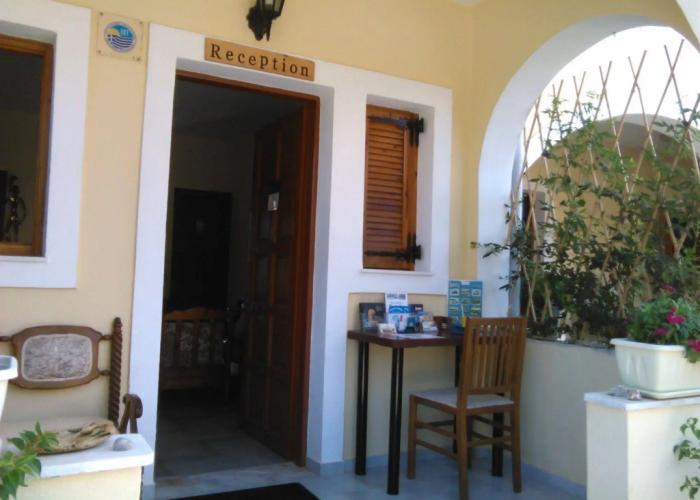 Feeloxenia Corfu Apartments