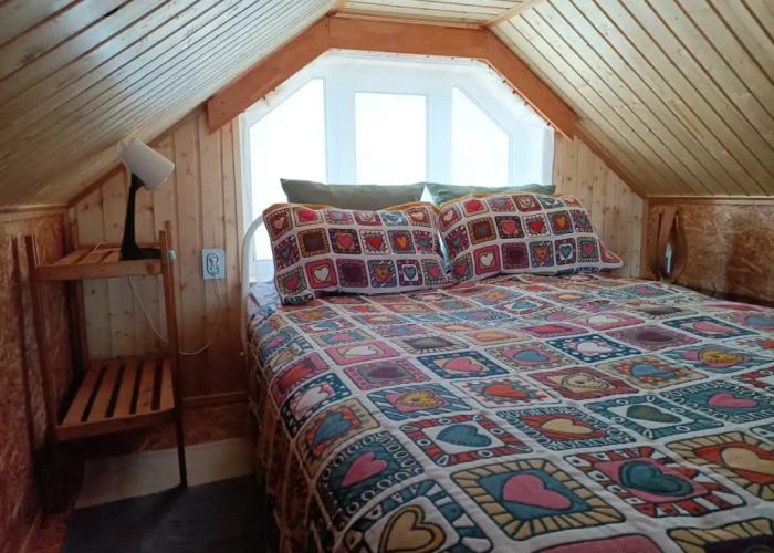 Sumeria Village Park house-bathhouse for relaxation on the shore
