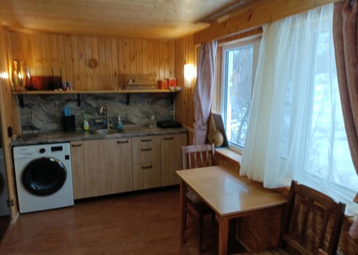 Sumeria Village Park house-bathhouse for relaxation on the shore