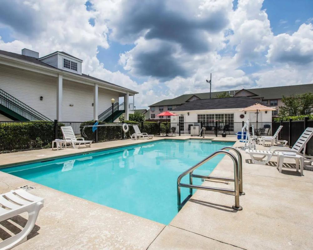 фото Quality Inn Bessemer I-20 exit 108