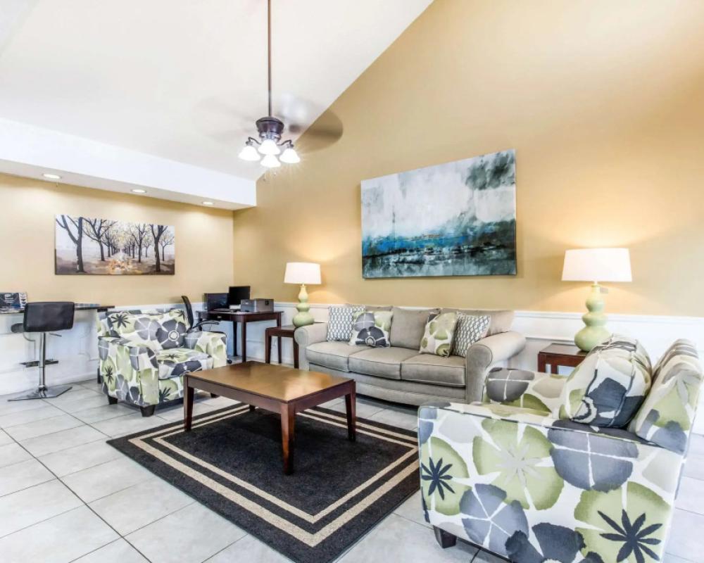 фото Quality Inn Bessemer I-20 exit 108