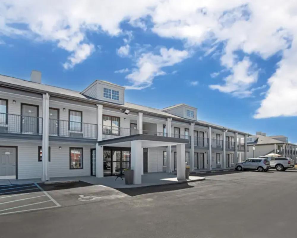 фото Quality Inn Bessemer I-20 exit 108
