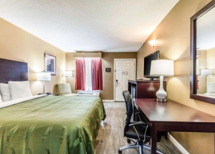 Quality Inn Bessemer I-20 exit 108