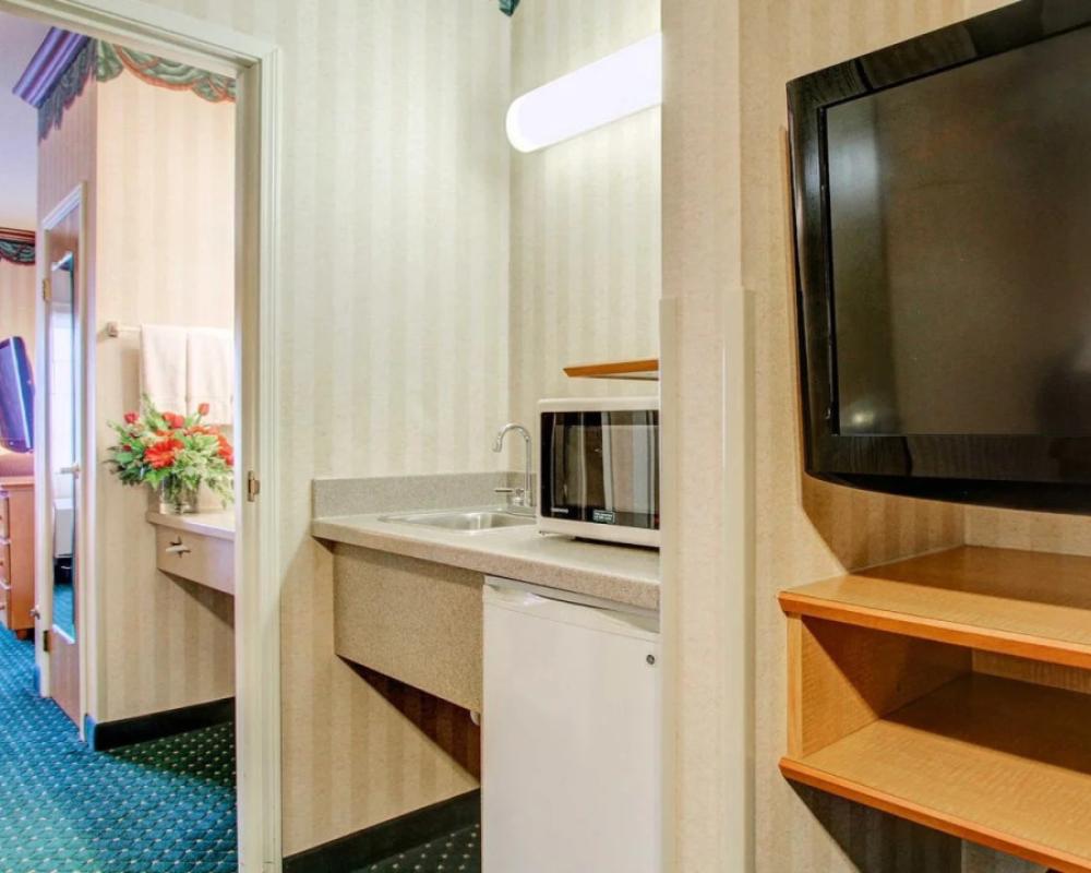 фото Sleep Inn Bessemer Helena