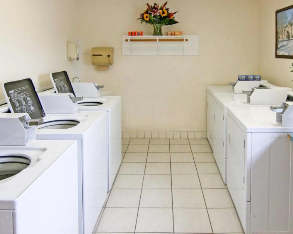 фото Sleep Inn Bessemer Helena