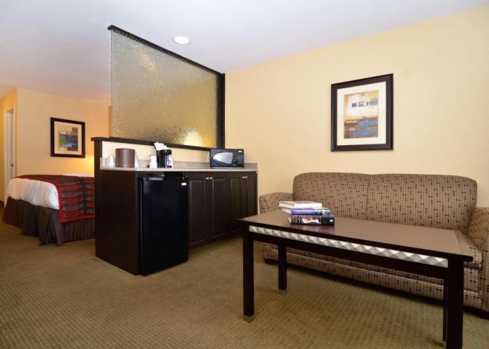 Best Western Plus Bessemer Hotel & Suites