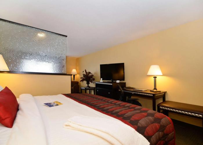 Best Western Plus Bessemer Hotel & Suites
