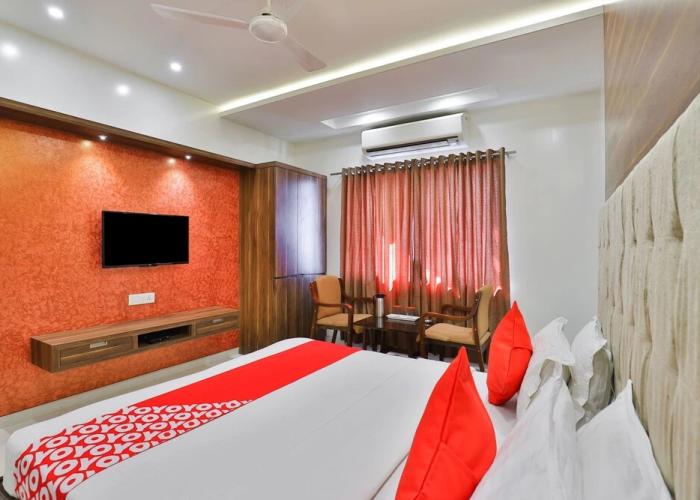 OYO 22869 Hotel Comfort