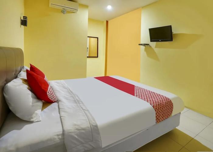 OYO Life 91027 Note Hotel Syariah